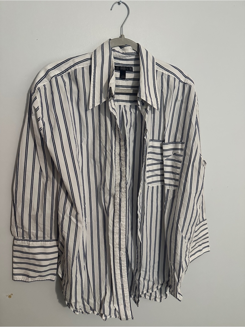 Banana Republic White Shirt with Navy Stripes — Casual Button-Down